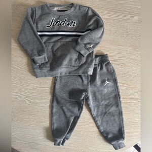 Jordan Gray Baby / toddler Sweatsuit set, 24 months